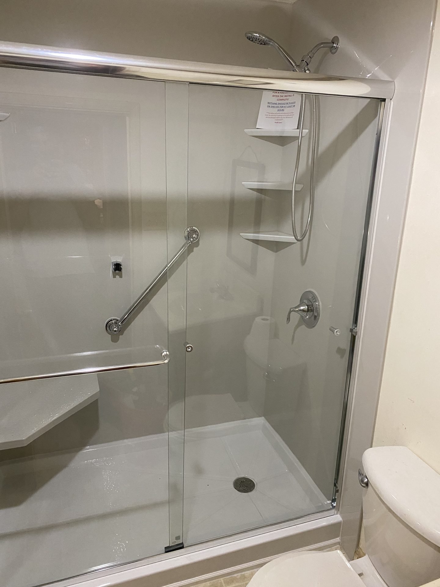 Custom stone-look shower panels